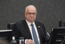 STF: Fachin aguarda explicações de ministros para decidir sobre crise